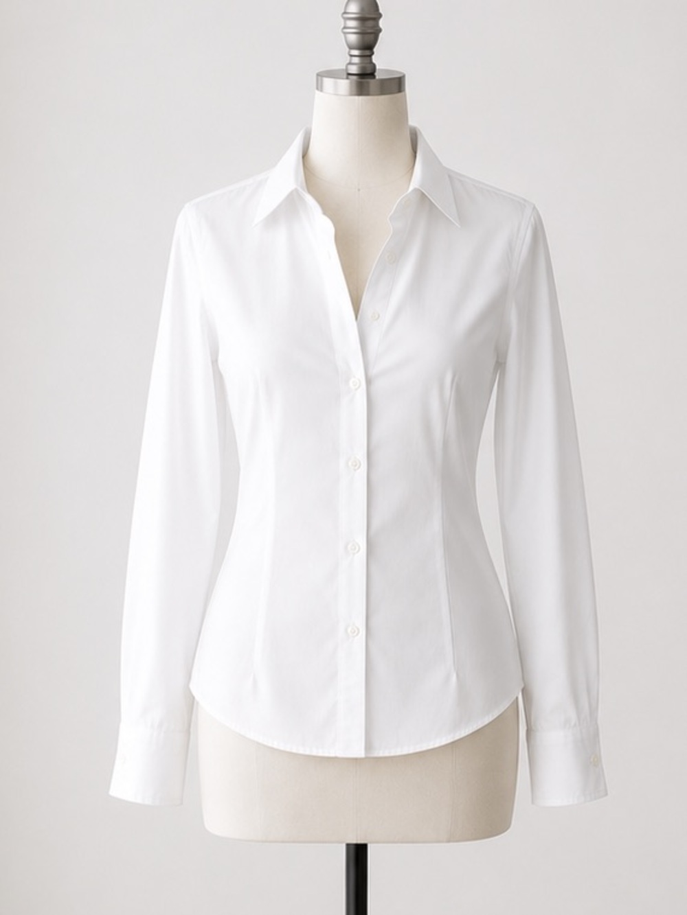 Banana Republic Women’s White Button-Down Shirt - Picture 2 of 2